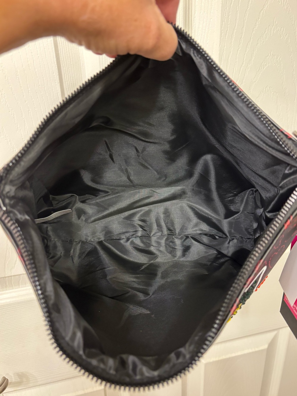 Ed Hardy large embellished makeup pouch NWT - Picture 8 of 8